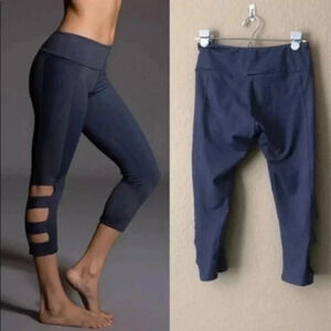 Onzie Capri Crop yoga Side Cut Out Leggings Sz SM